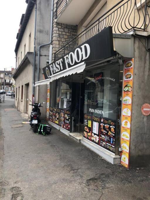 Logement A Brive Avec Terrasse Et Climatisation - Pres De La Gare Et Du Centre-Ville - Wifi Et Stationnement Gratuit Ngoại thất bức ảnh
